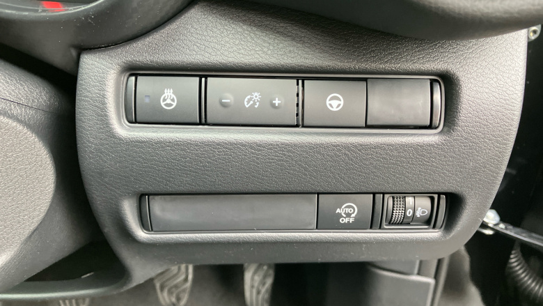 Nissan Juke 1.0 DiG-T Tekna 5dr Petrol Hatchback